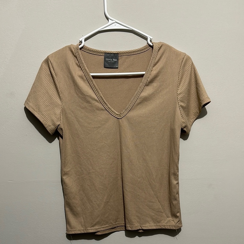 Olivia Rae Short Sleeve Ribbed Top - Brown